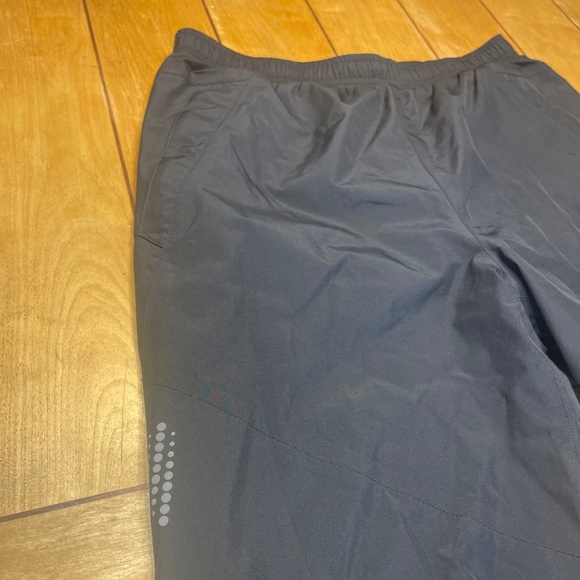Road Runner Gore Tex Pants Size Large Color Black Waterproof Rain Running - Picture 6 of 16